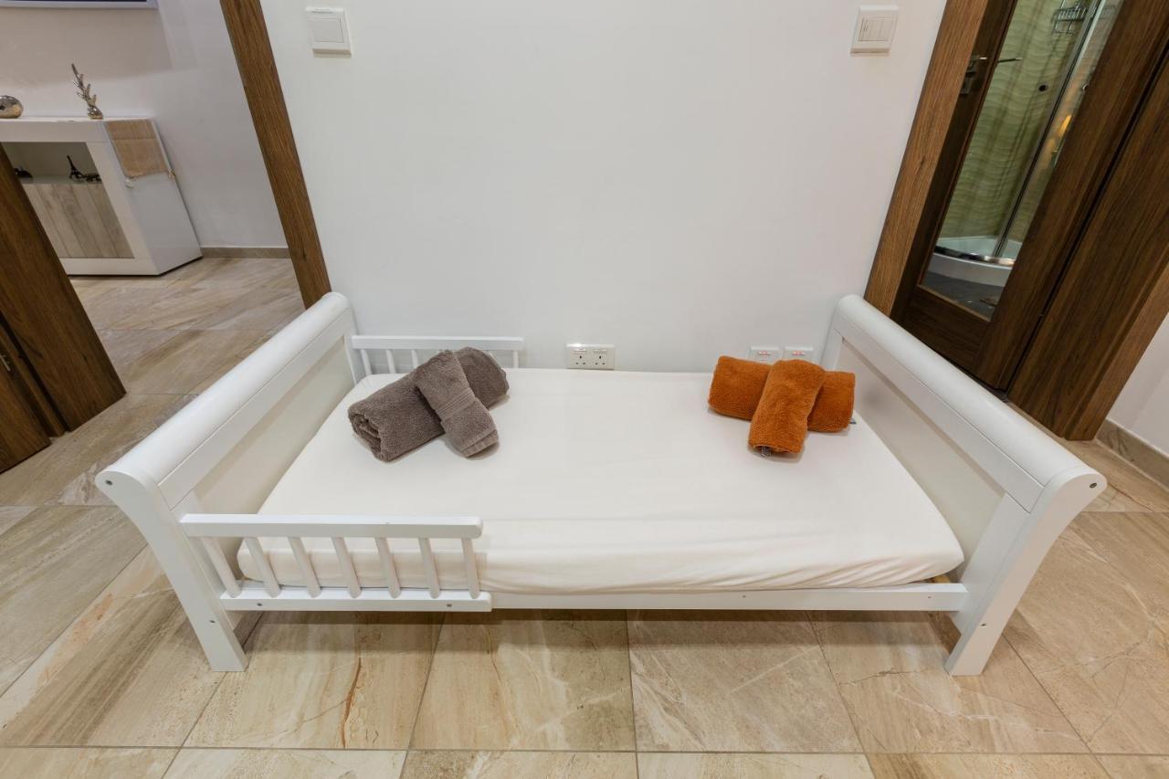 Valletta Large 3 Bedroom Экстерьер фото