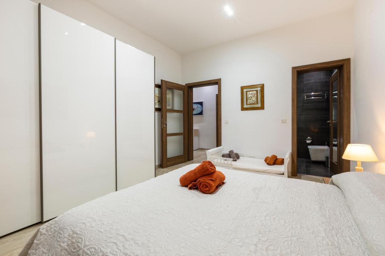 Valletta Large 3 Bedroom Экстерьер фото
